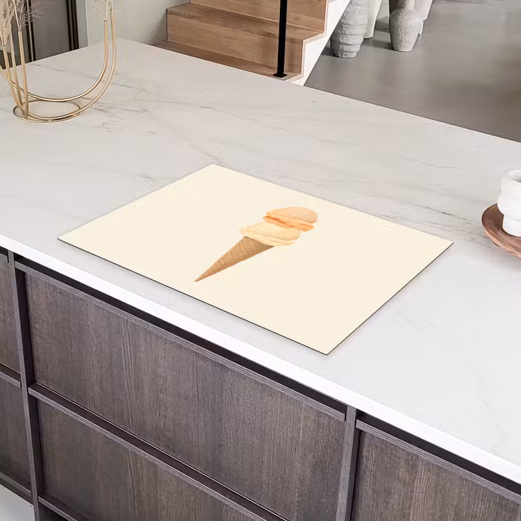 Minimalistisch - Schepijs - Hoorntje - Beige Inductie beschermer vinyl 3mm klein -sfeer8
