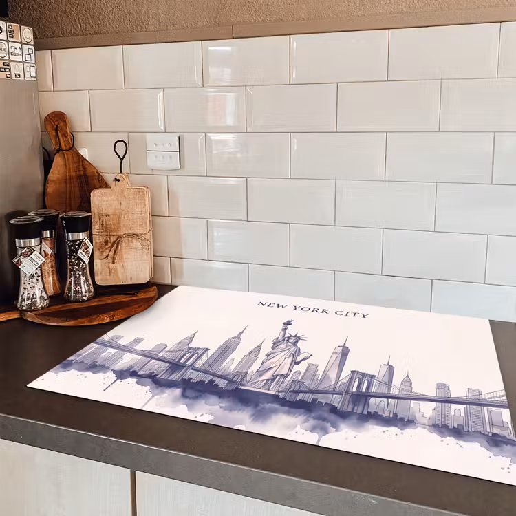 New York - Vrijheidsbeeld - Skyline - Illustratie - Blauw Inductie beschermer vinyl 3mm klein -sfeer3