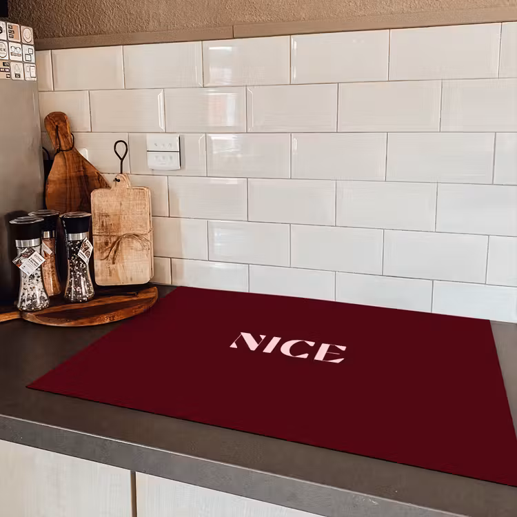 Nice - Bordeaux - Roze Inductie beschermer vinyl 3mm klein -sfeer3
