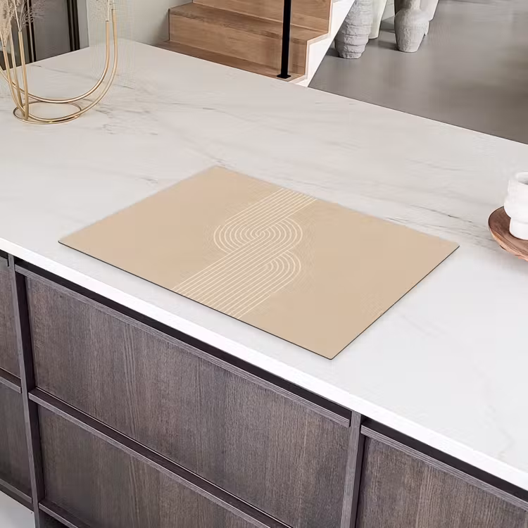 Parallelle lijnen - Lichte textuur - Beige Inductie beschermer vinyl 3mm klein -sfeer8