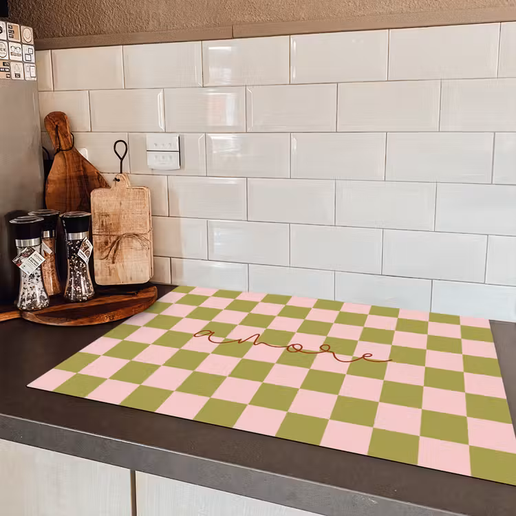 Patroon - Geblokt - Olijfgroen - Amore Inductie beschermer vinyl 3mm klein -sfeer3