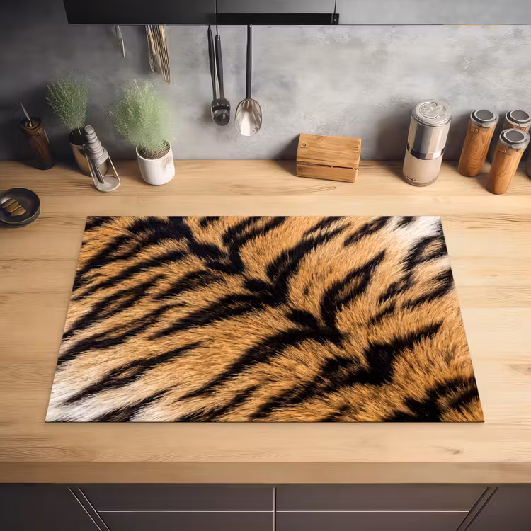 Realistisch - Tijgervacht - Zwart Inductie beschermer vinyl 3mm klein -sfeer5
