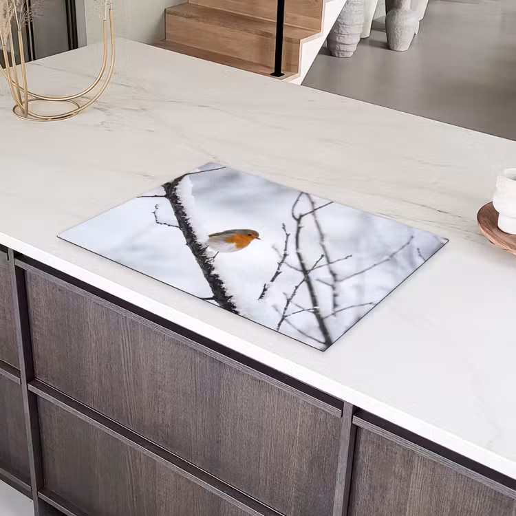 Roodborstje - Tak - Sneeuw - Winter - Levendig Inductie beschermer vinyl 3mm klein -sfeer8