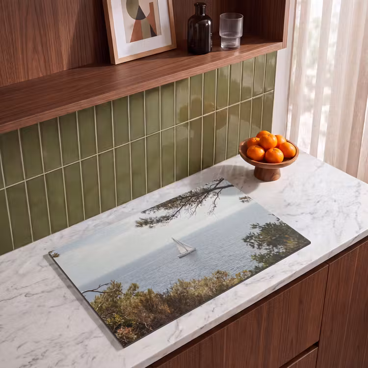 Induction Hob Cover - Sailboat - trees - water - Zeilboot - bomen - water Inductie beschermer vinyl 3mm klein