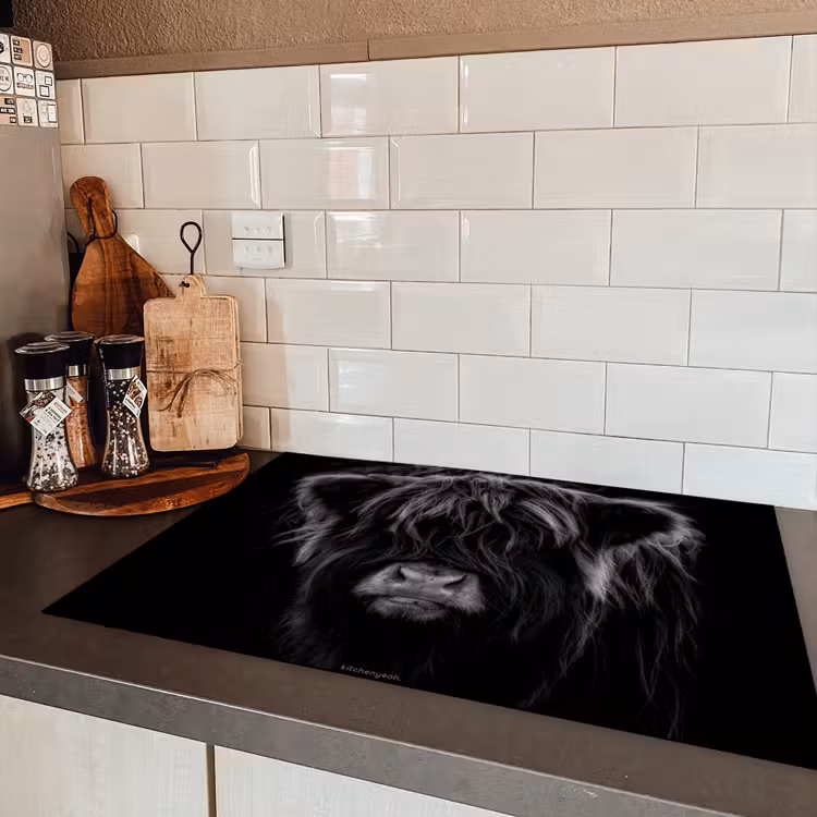 Schotse hooglander - Zwart Inductie beschermer vinyl 3mm klein -sfeer3