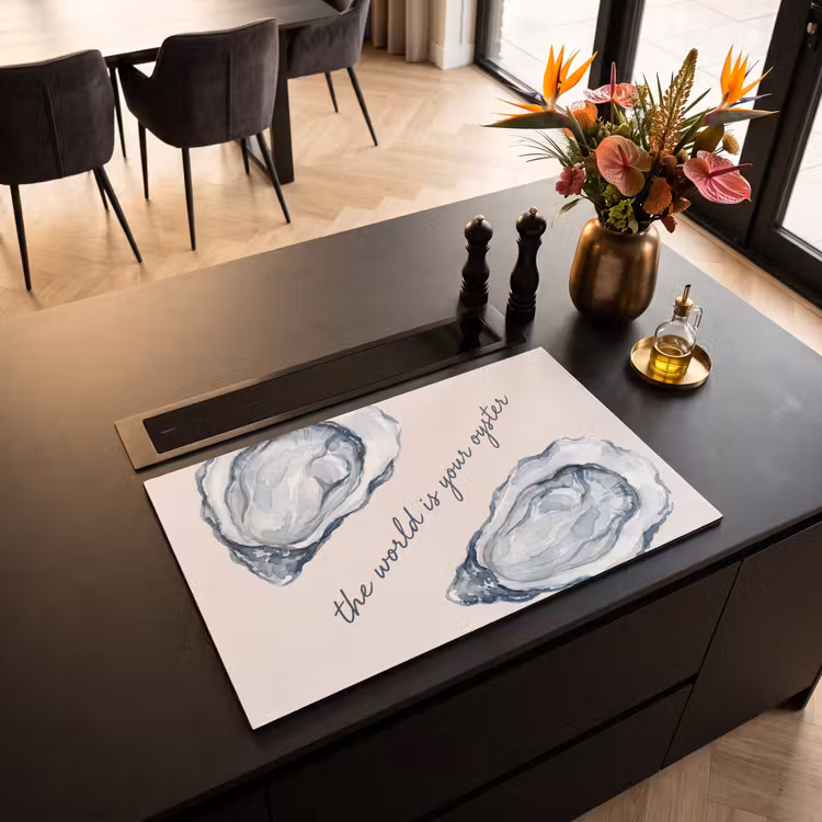 Zeeleven - Oester - Aquarel - Minimalistisch - Blauw Inductie beschermer vinyl 3mm klein -sfeer5