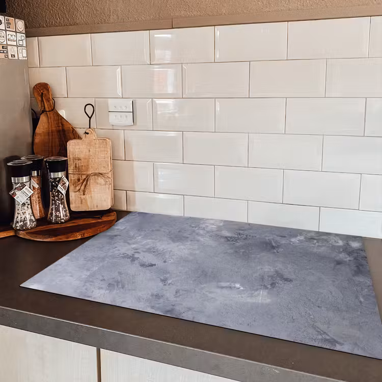 Leisteen - Beton - Retro - Structuren - Grijs - Rustiek Inductie beschermer vinyl 3mm klein -sfeer3