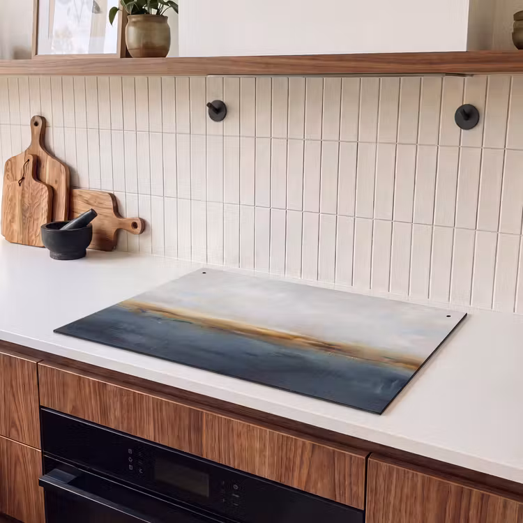 Abstract - Horizon - Water - Modern - Beige Inductie beschemer met haakjes klein -sfeer1