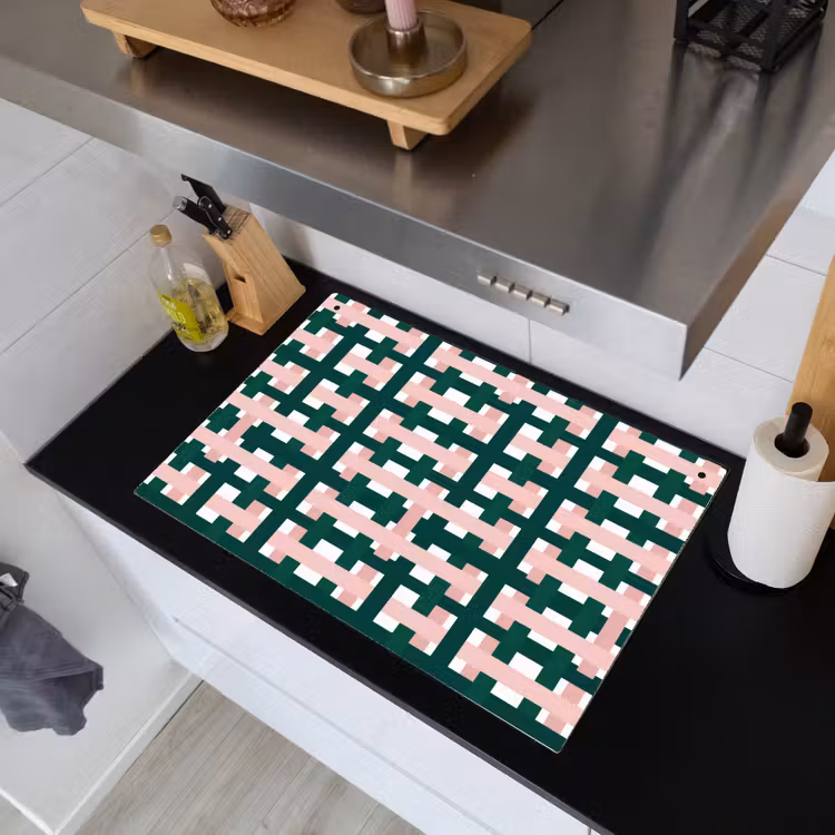 Vlechtpatroon - Groen - Roze - Grafisch Inductie beschemer met haakjes klein 777 -sfeer1