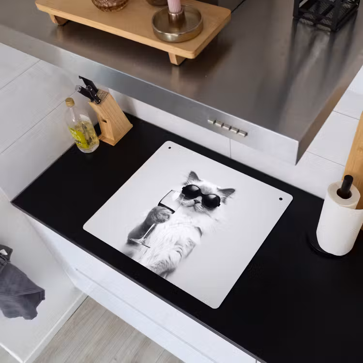 Kat - Zonnebril - Wijnglas - Langharig Inductie beschemer met haakjes middel -sfeer1