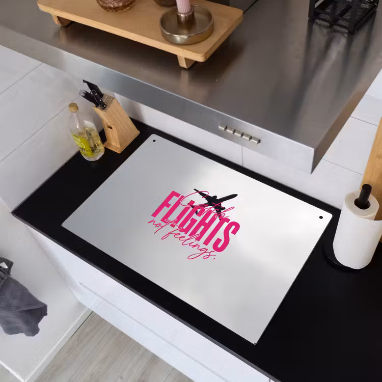Catch flights not feelings - Vliegtuig - Roze Inductie beschemer met haakjes klein -sfeer1