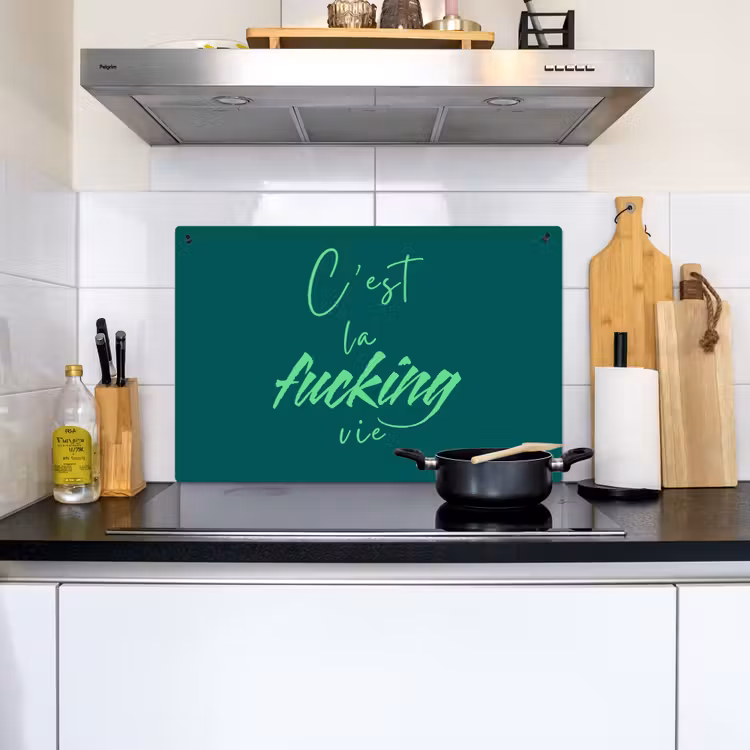 c'est la fucking vie - Groen - Handgeschreven Inductie beschemer met haakjes klein -sfeer2