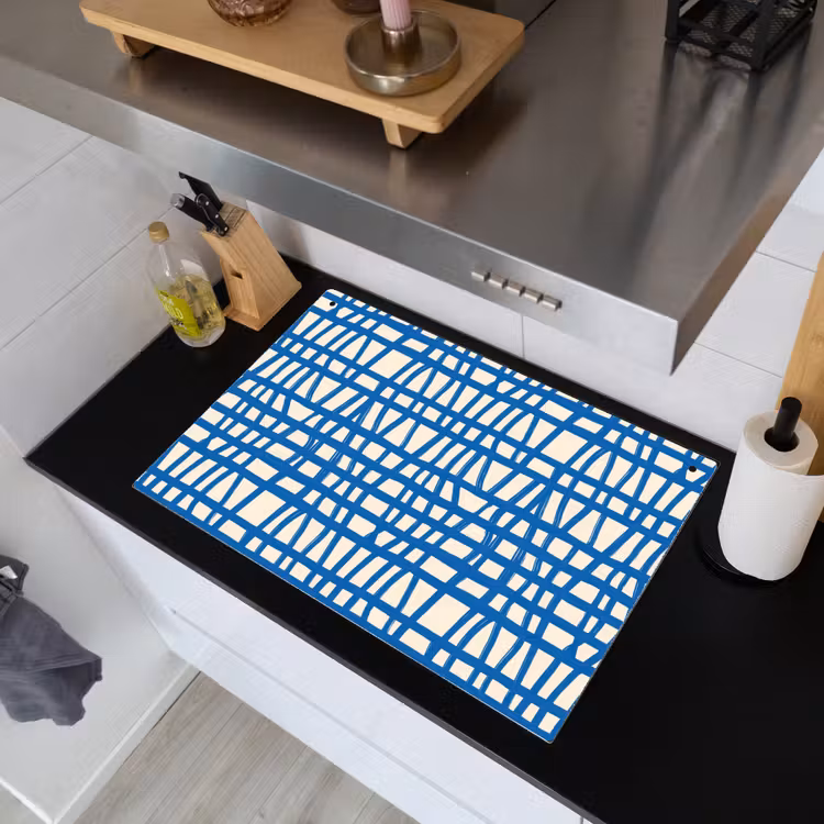 Ruitpatroon - Blauw - Crème Inductie beschemer met haakjes klein 777 -sfeer1