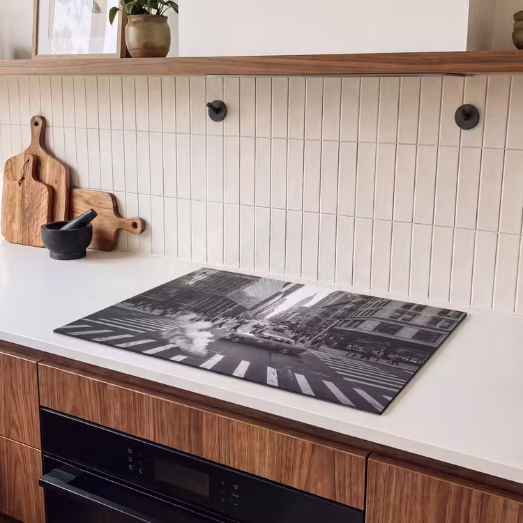 Stad - Straat - Gebouwen - Verkeer - Zwart-wit Inductie beschemer met haakjes klein -sfeer1