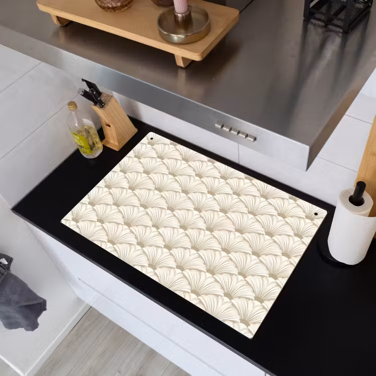 Klassiek - Art - Beige Inductie beschemer met haakjes klein 777 -sfeer1