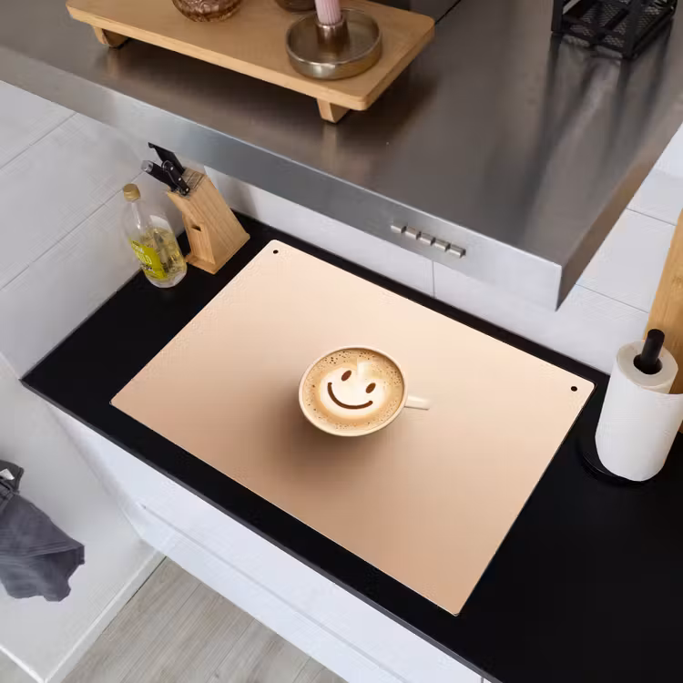 Koffie - Melkschuim - Lach - Beige Inductie beschemer met haakjes klein -sfeer1