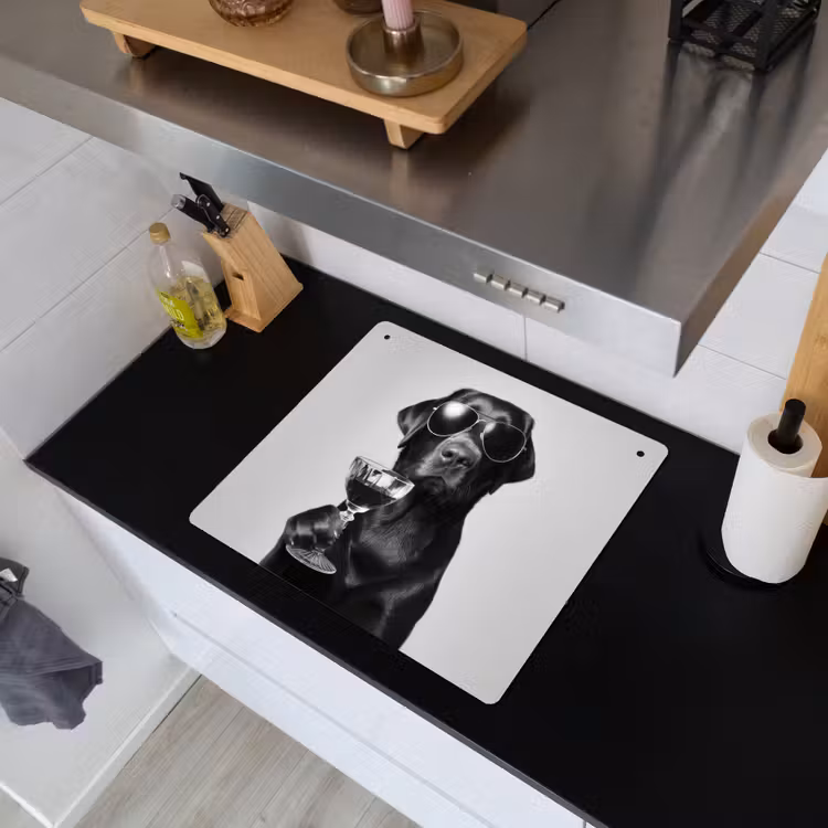 Hond - Zwart - Wijnglas - Zonnebril Inductie beschemer met haakjes middel -sfeer1