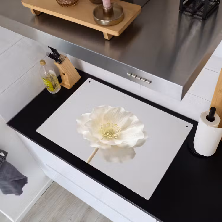 Bloem - Minimalistisch -Wit Inductie beschemer met haakjes klein -sfeer1