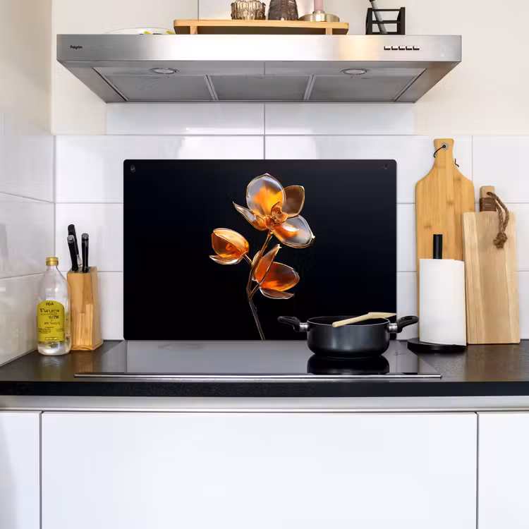 Bloem - Orchidee - Oranje Inductie beschemer met haakjes klein -sfeer2