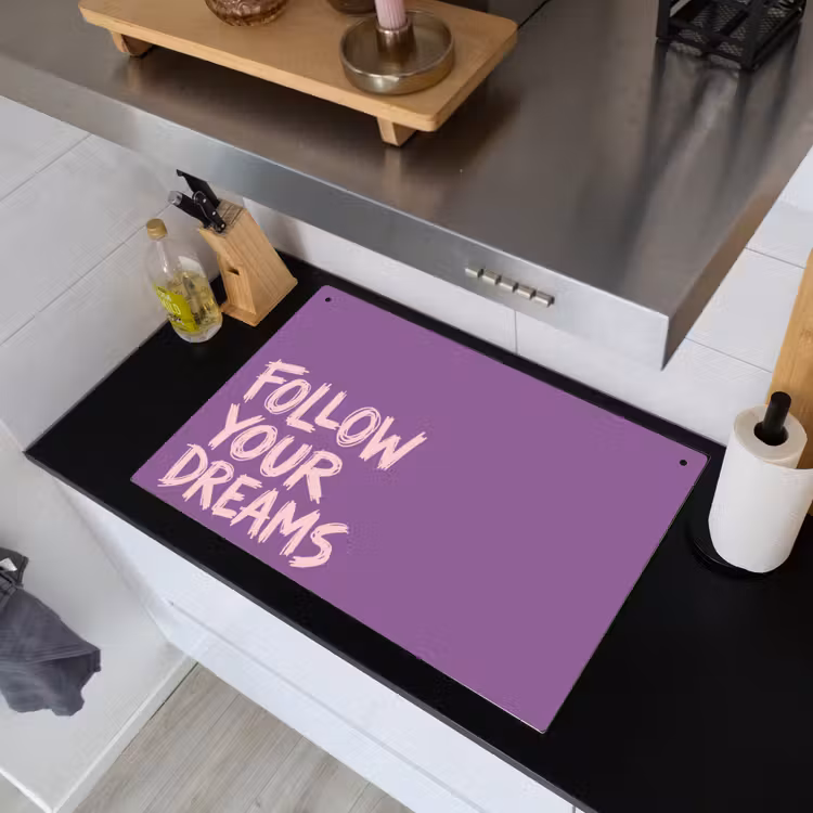 Follow your dreams - Paars - Penseeltextuur Inductie beschemer met haakjes klein -sfeer1