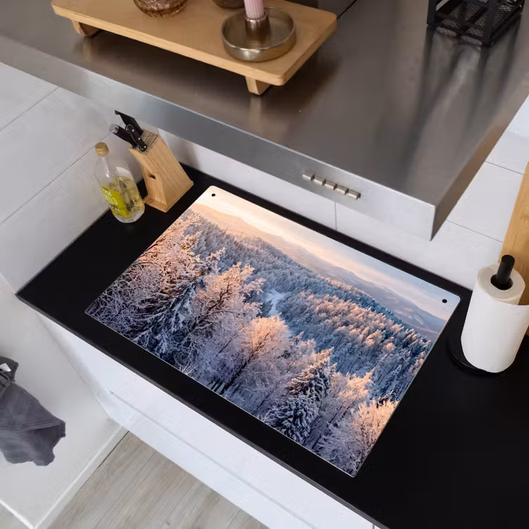 Bos - Bergen - Goud - Winter - Warm Inductie beschemer met haakjes klein -sfeer1