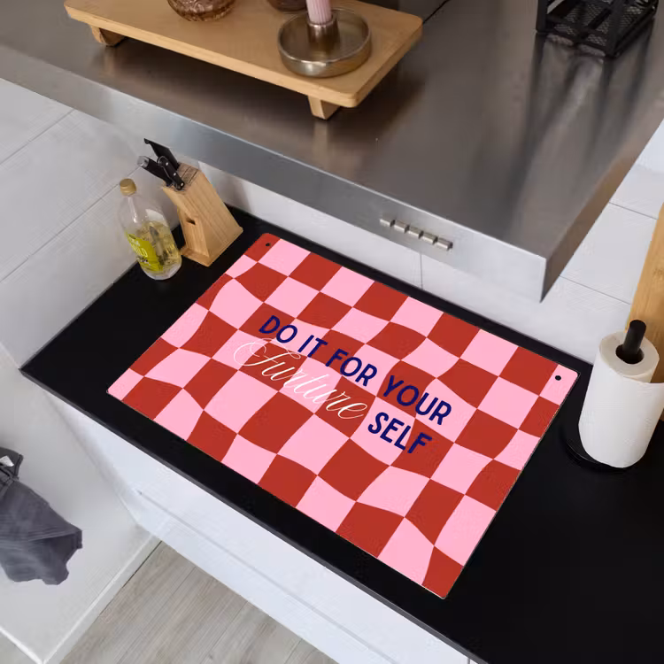Furture - Geblokt - Rood Inductie beschemer met haakjes klein -sfeer1