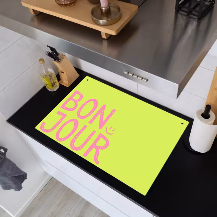 Groen - Smiley - Bonjour - Roze Inductie beschemer met haakjes klein -sfeer1