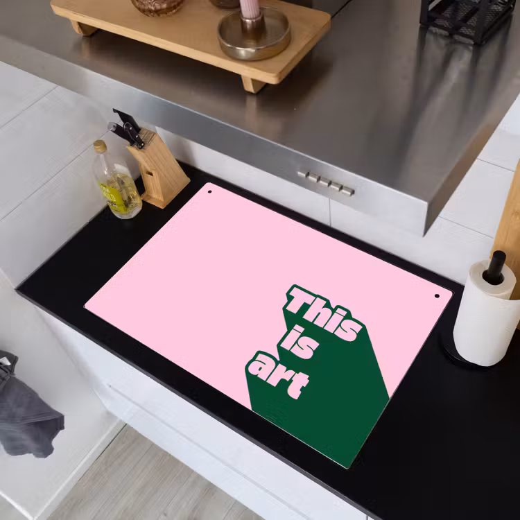 Groen - Teskt - This is art - Roze Inductie beschemer met haakjes klein -sfeer1