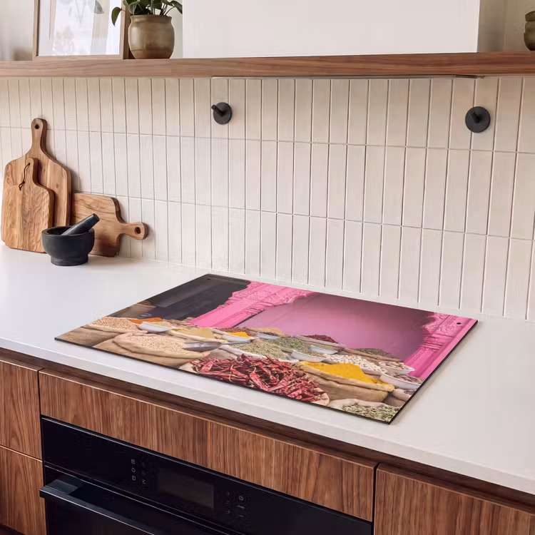 Induction Hob Cover & Splashback (2-in-1) - Herbs - Market - Pink - Kruiden - Markt - Roze Inductie beschemer met haakjes klein