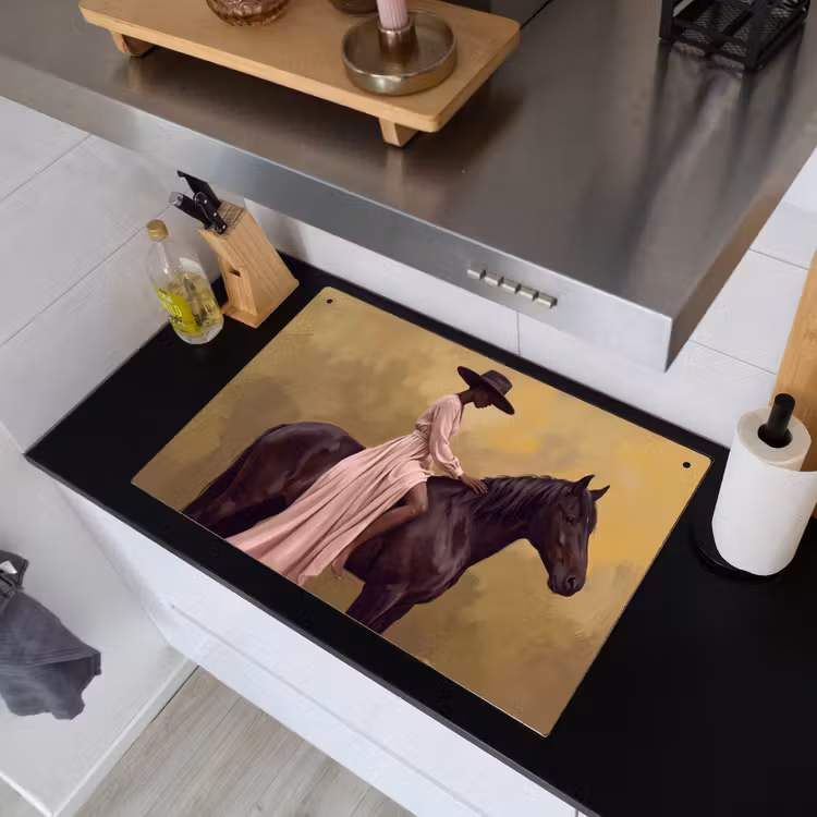 Paard - Klassiek - Oker Inductie beschemer met haakjes klein -sfeer1