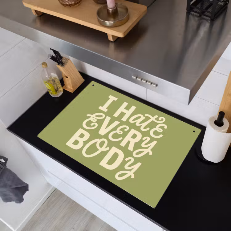 I hate everybody - Groen - Retro Inductie beschemer met haakjes klein -sfeer1