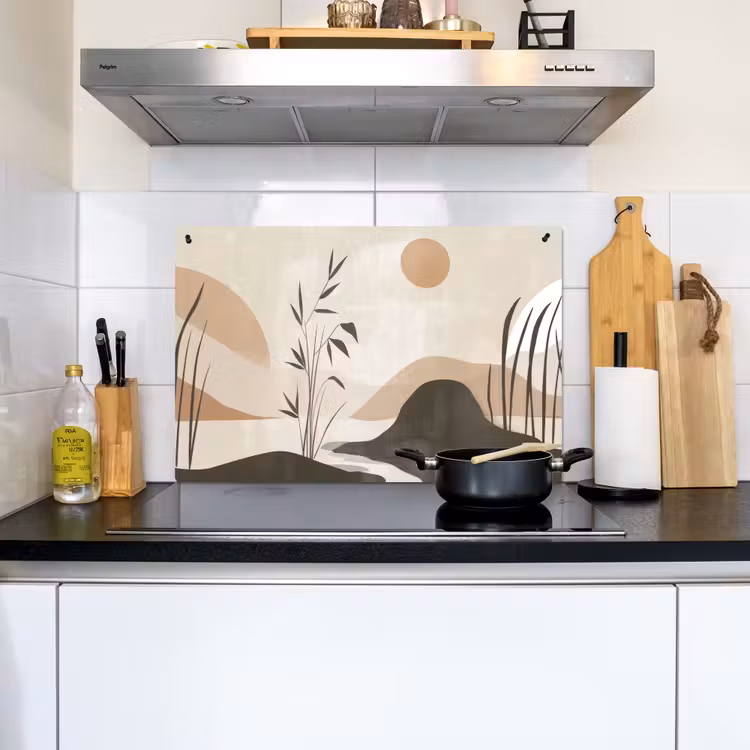 Japandi - Landschap - Beige Inductie beschemer met haakjes klein -sfeer2