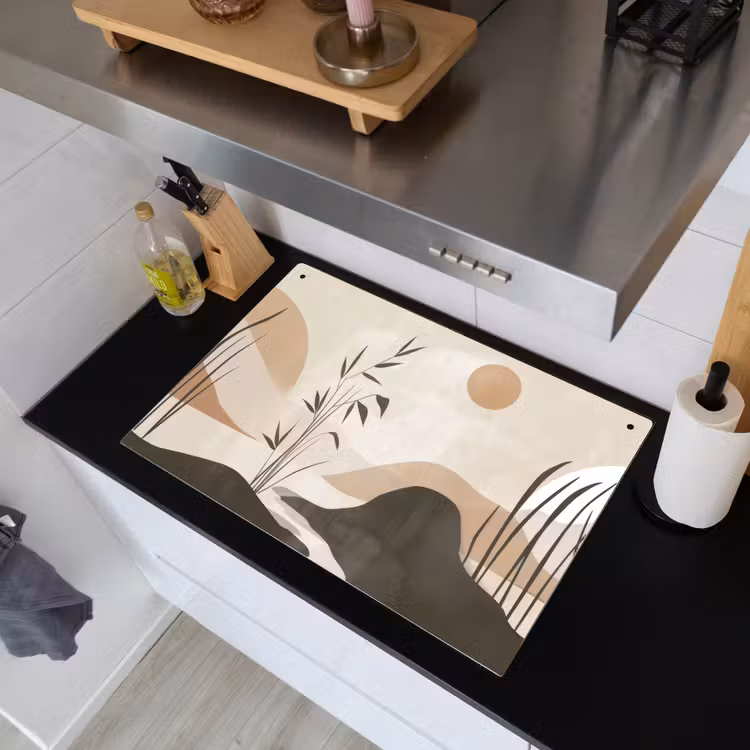 Japandi - Landschap - Beige Inductie beschemer met haakjes klein -sfeer1