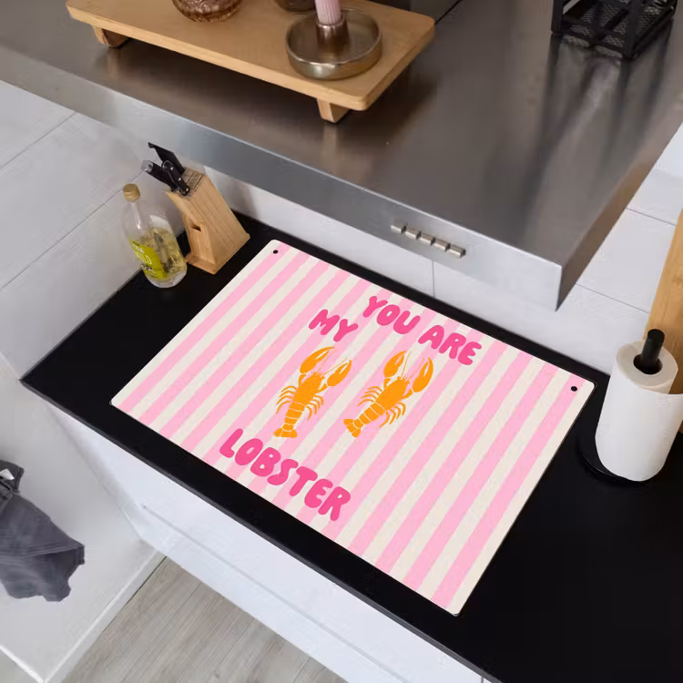 Lobster - Love - Valentijn Inductie beschemer met haakjes klein -sfeer1