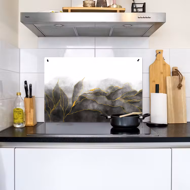 Marmer - Zwart - Goud - Luxe - Marmerlook Inductie beschemer met haakjes klein -sfeer2