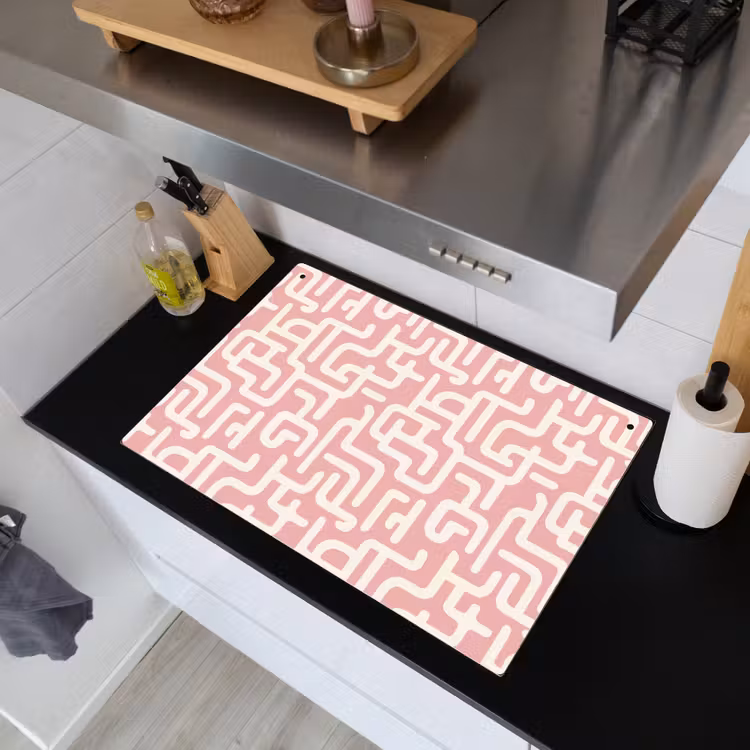 Doolhofpatroon - Roze - Wit - Abstract Inductie beschemer met haakjes klein 777 -sfeer1
