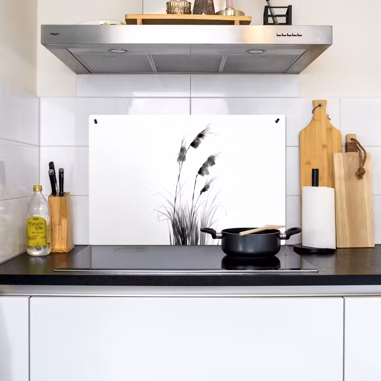 Minimalistisch - Stelen - Wit Inductie beschemer met haakjes klein -sfeer2
