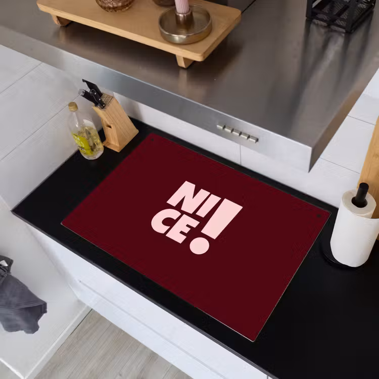 Nice - Uitroepteken - Rood Inductie beschemer met haakjes klein -sfeer1