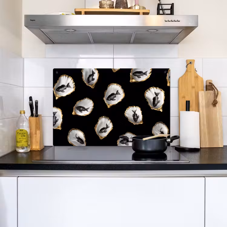 Oesters - Zwart - Vissen - Goud Inductie beschemer met haakjes klein -sfeer2