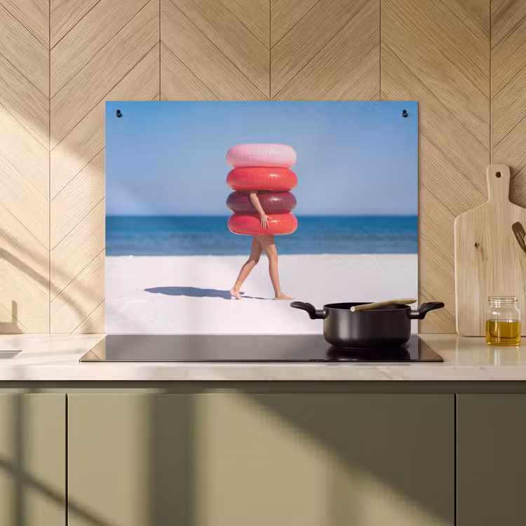 Mensen - Strand - Zomer - Recreatie - Kleurrijk Inductie beschemer met haakjes klein -sfeer2