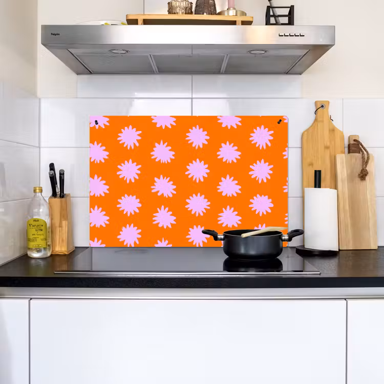 Retro - Bloemen - Oranje Inductie beschemer met haakjes klein 777 -sfeer2