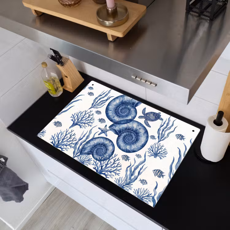 Schelp - Spiraal - Zeeleven - Aquarel - Blauw Inductie beschemer met haakjes klein -sfeer1