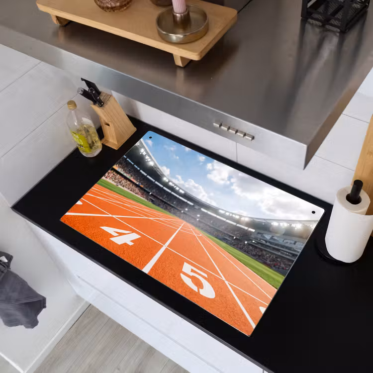 Sintelbaan - Stadion - Sport -Oranje Inductie beschemer met haakjes klein -sfeer1