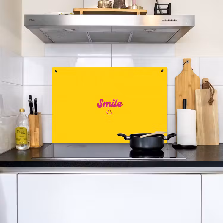 Smile - Geel - Roze Inductie beschemer met haakjes klein -sfeer2