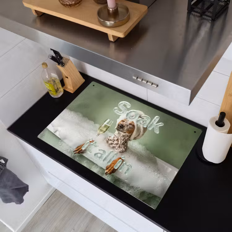 Soak it all in - Hond - Bad Inductie beschemer met haakjes klein -sfeer1