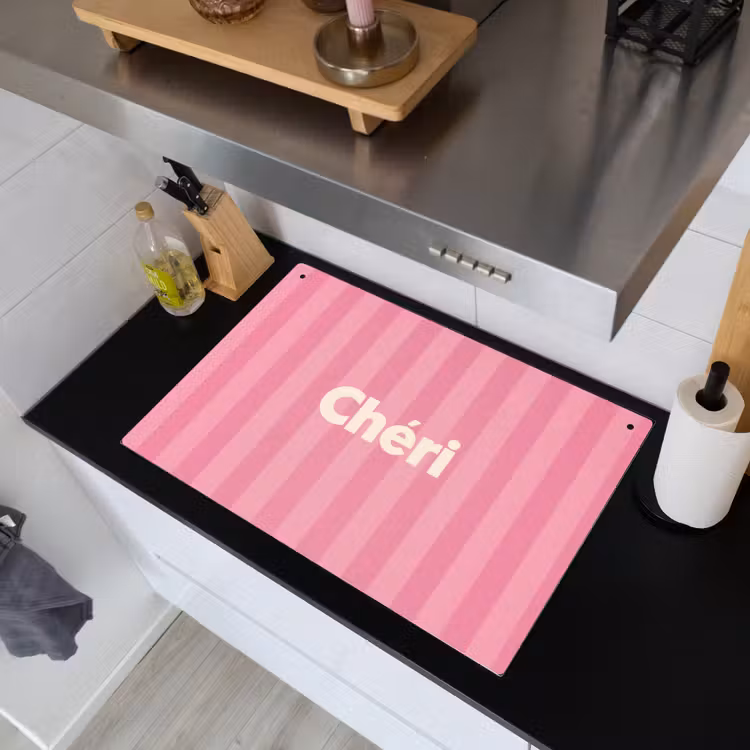 Gestreept - Roze - Chéri Inductie beschemer met haakjes klein -sfeer1