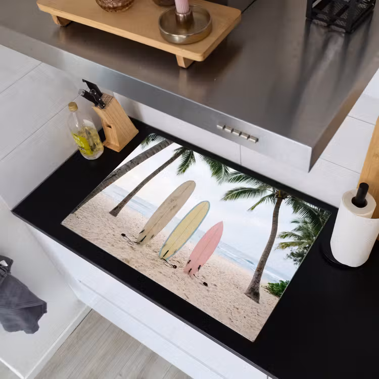 Surfboard - Palmbomen - Kleurrijk Inductie beschemer met haakjes klein -sfeer1