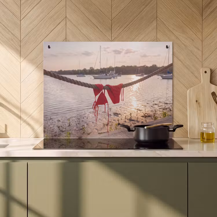 Badkleding - Rood - Zomer - Water - Zonsondergang Inductie beschemer met haakjes klein -sfeer2