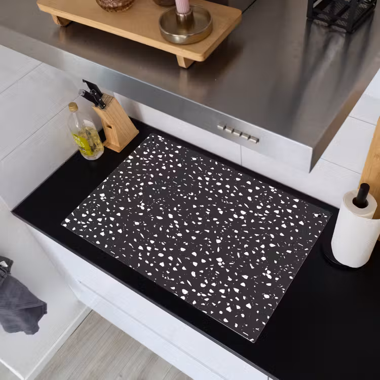 Terrazzo - Patroon - Zwart - Wit Inductie beschemer met haakjes klein 777 -sfeer1