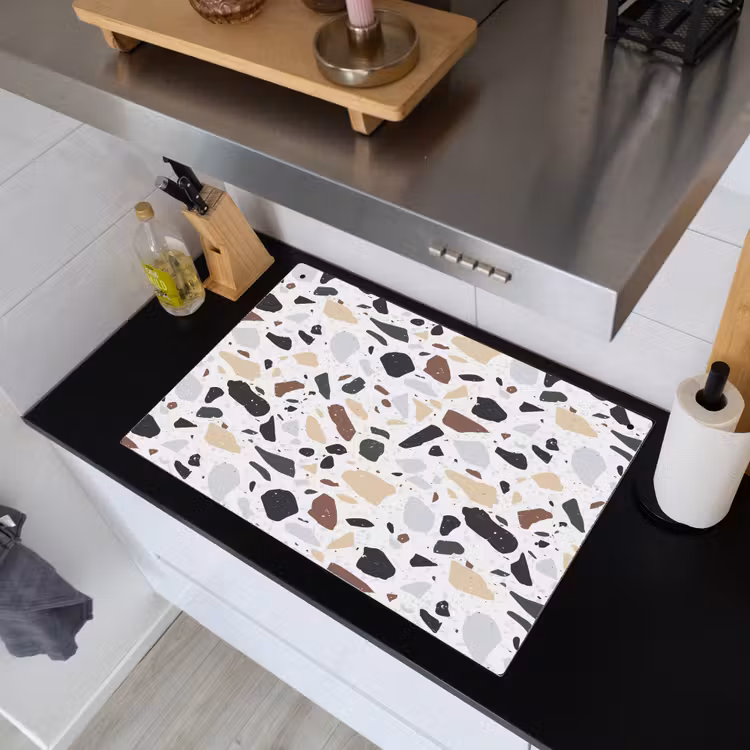 Terrazzo - Patroon - Kleurrijk - Klei Inductie beschemer met haakjes klein 777 -sfeer1
